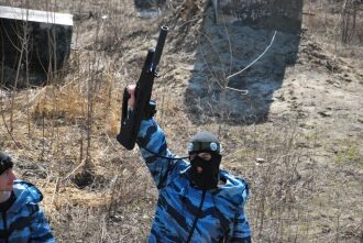 Победный выстрел в лазертаг-битве
