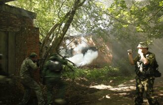 LASERWAR: дымовая завеса и стремительная атака!