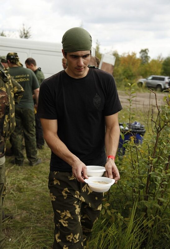 LASERWAR: пауза на обед перед продолжением игры.