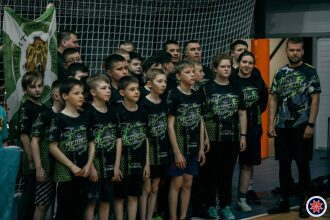 Команда LASERWAR в ожидании начала игры.