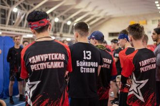 Игроки команды «Удмуртская Республика» в ожидании.