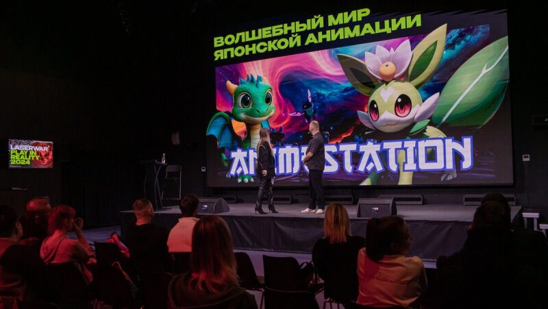 Спикеры LASERWAR представляют японскую анимацию на сцене