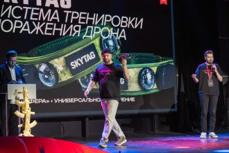 Демонстрация дрона на презентации LASERWAR 2025
