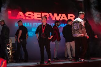 Команда LASERWAR готовится к старту презентации