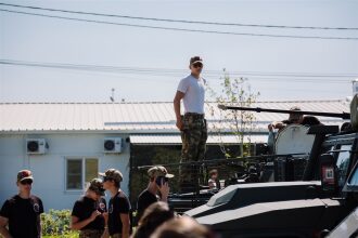 Турнир «Зарницы 2.0» LASERWAR: сбор команды у информационного маркера на полигоне «Зарницы 2.0»