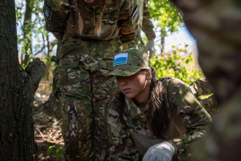 Финал «Зарницы 2.0» 2026: Группа с тагерами LASERWAR в камуфляже — №163