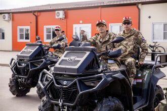Лагерь «Авангард», лазертаг: огневой контакт из-за песчаного бруствера во время миссии лазертага