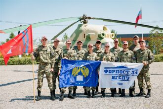 «Зарница 2.0»: строй участников на плацу лагеря «Авангард» на «Зарнице 2.0»
