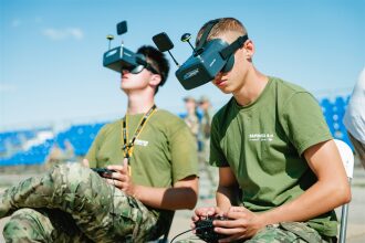 Фото «Зарницы 2.0»: наблюдение с возвышенности полигона на полигоне «Зарницы 2.0»