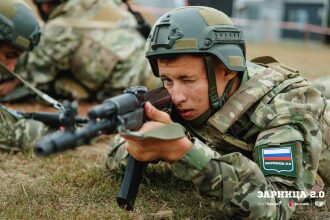 Фото «Зарницы 2.0»: переход между зонами лазертаг-арены на полигоне «Зарницы 2.0»