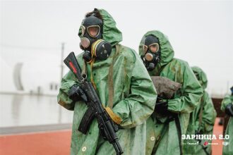 Лагерь «Авангард», лазертаг: динамичный манёвр группы LASERWAR в лагере «Авангард»