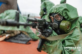 LASERWAR на «Зарнице 2.0»: полный рост: камуфляж и берцы на плацу в лазертаг-дне «Зарницы»