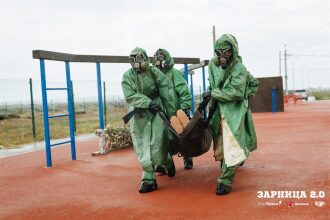 Фото «Зарницы 2.0»: связка напарников на маршруте «Зарницы» на полигоне «Зарницы 2.0»
