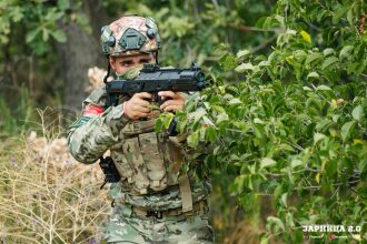 «Зарница 2.0»: Группа с тагерами LASERWAR в камуфляже — №163