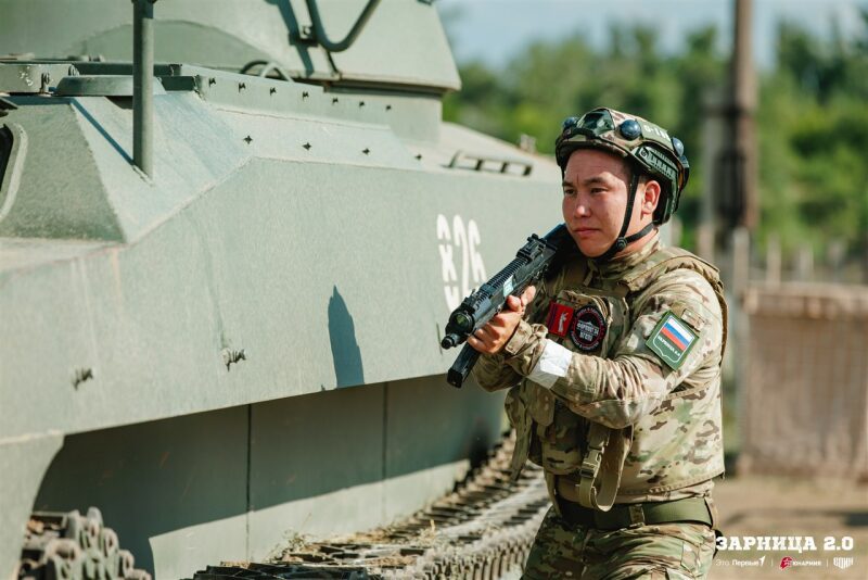 Турнир «Зарницы 2.0» LASERWAR: Группа с тагерами LASERWAR в камуфляже — №203
