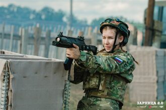 Фото «Зарницы 2.0»: Портрет бойца в шлеме LASERWAR — №210