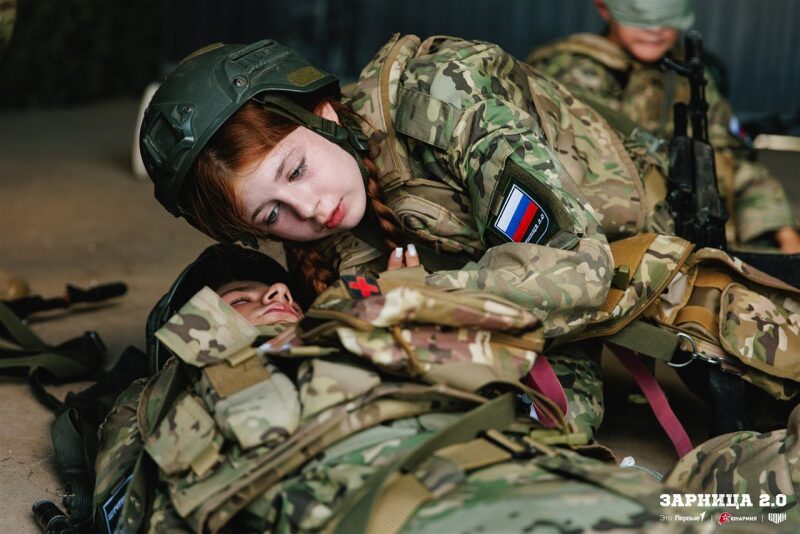 Фото «Зарницы 2.0»: Движение цепочкой по полевой дороге — №354