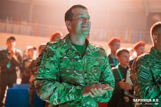 Фото «Зарницы 2.0»: Портрет бойца в шлеме LASERWAR — №450