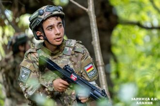 LASERWAR на «Зарнице 2.0»: Широкий кадр строя на тренировочном поле — №218