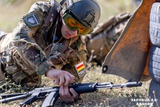 Фото «Зарницы 2.0»: Переход между зонами лазертаг-арены — №306