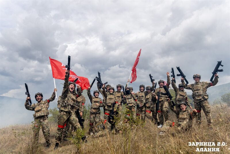 Фото «Зарницы 2.0»: Наблюдение с возвышенности полигона — №396