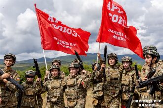 Лагерь «Авангард», лазертаг: Бег с тагером по песчаной тропе «Авангарда» — №406