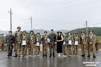 Лагерь «Авангард», лазертаг: Бег с тагером по песчаной тропе «Авангарда» — №526