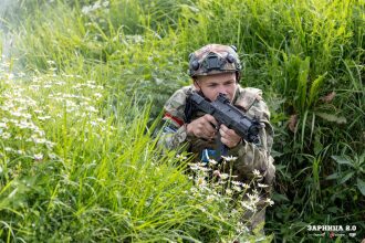 Лазертаг LASERWAR: контроль рубежа на открытом участке на площадке LASERWAR