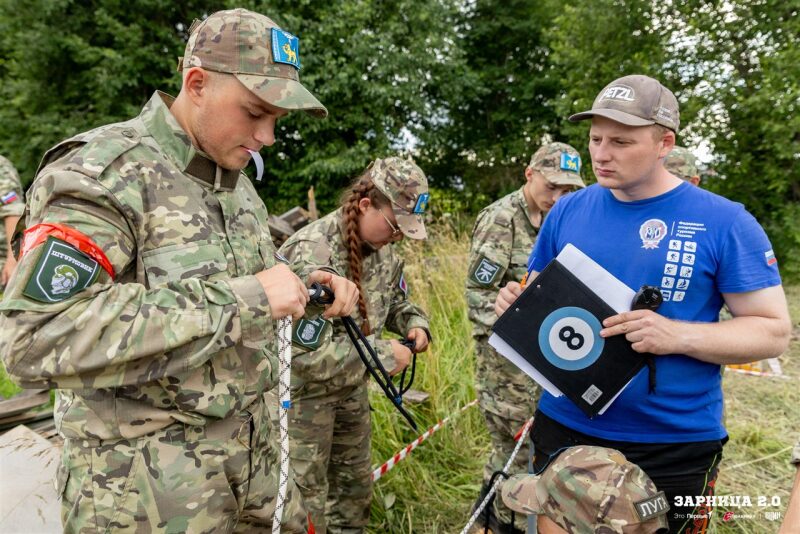Турнир «Зарницы 2.0» LASERWAR: Строй участников на плацу лагеря «Авангард» — №161