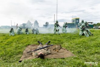Лазертаг LASERWAR: Команда держит сектор наблюдения — №177