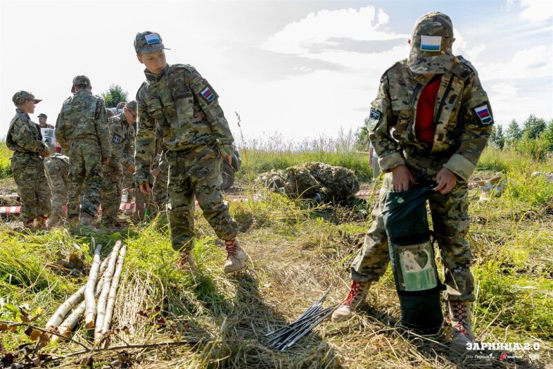 Фото «Зарницы 2.0»: Скрытная позиция в зелени на полигоне — №288