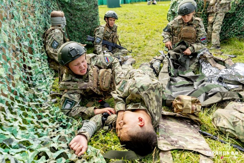 Фото «Зарницы 2.0»: Движение цепочкой по полевой дороге — №354