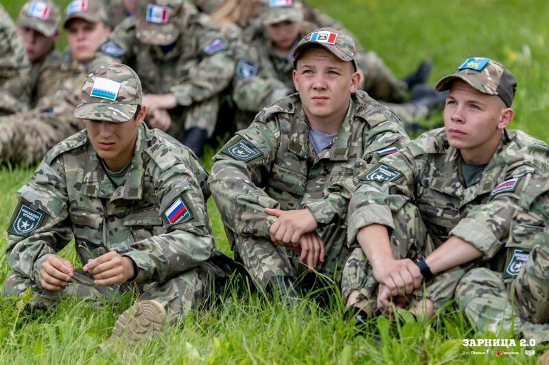 Лагерь «Авангард», лазертаг: Портрет бойца в шлеме LASERWAR — №370