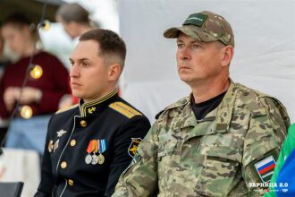 Лагерь «Авангард», лазертаг: Бег с тагером по песчаной тропе «Авангарда» — №406