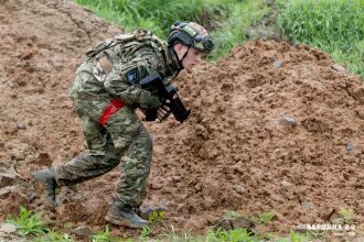 LASERWAR на «Зарнице 2.0»: Динамичный манёвр группы LASERWAR — №500