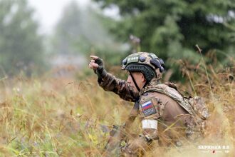 Турнир «Зарницы 2.0» LASERWAR: Отряд проходит мимо бетонного сооружения — №575