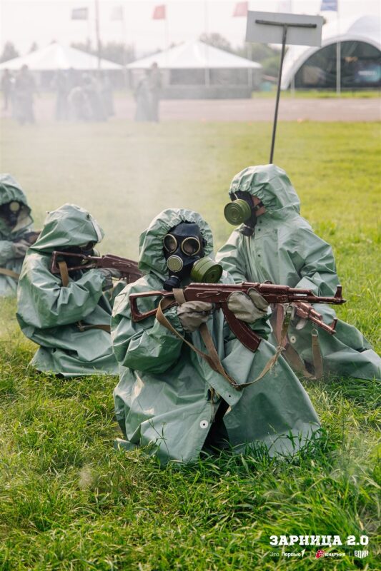 Лазертаг LASERWAR: огневой контакт из-за песчаного бруствера на площадке LASERWAR