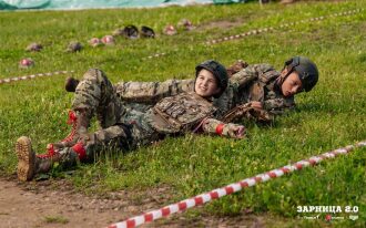 Турнир «Зарницы 2.0» LASERWAR: подготовка тагеров перед выходом во время миссии лазертага