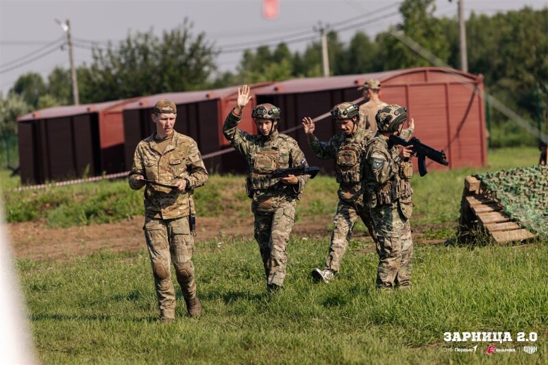 Турнир «Зарницы 2.0» LASERWAR: Группа с тагерами LASERWAR в камуфляже — №203