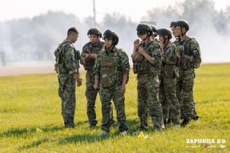 «Зарница 2.0»: Строй участников на плацу лагеря «Авангард» — №241