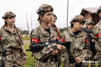 LASERWAR на «Зарнице 2.0»: Полный рост: камуфляж и берцы на плацу — №464