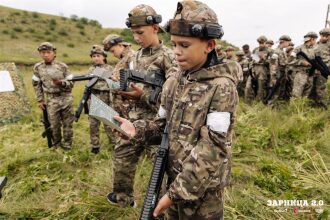 Фото «Зарницы 2.0»: Связка напарников на маршруте «Зарницы» — №468