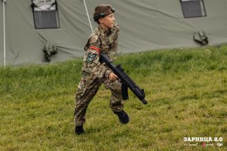 Лазертаг LASERWAR: Укрытие за стволом дерева на миссии — №501