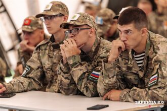 «Зарница 2.0»: Групповой портрет отряда на полигоне — №673
