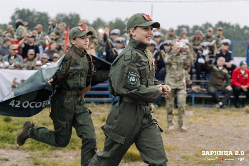 «Зарница 2.0»: Отряд проходит мимо бетонного сооружения — №775