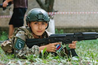 Фото «Зарницы 2.0»: наблюдение с возвышенности полигона на полигоне «Зарницы 2.0»