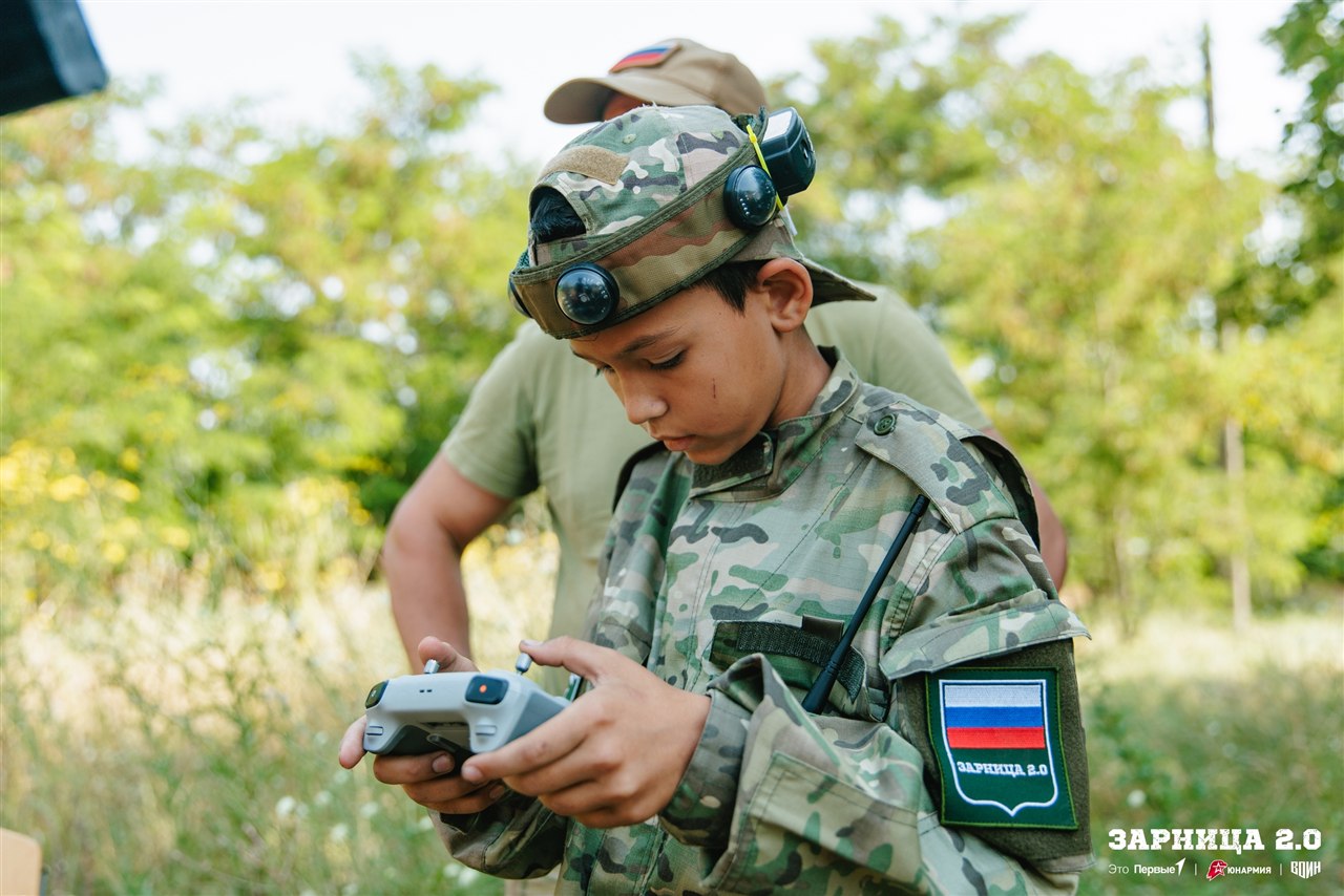 Фото «Зарницы 2.0»: песчаный полигон с маркировкой сценария на полигоне «Зарницы 2.0»