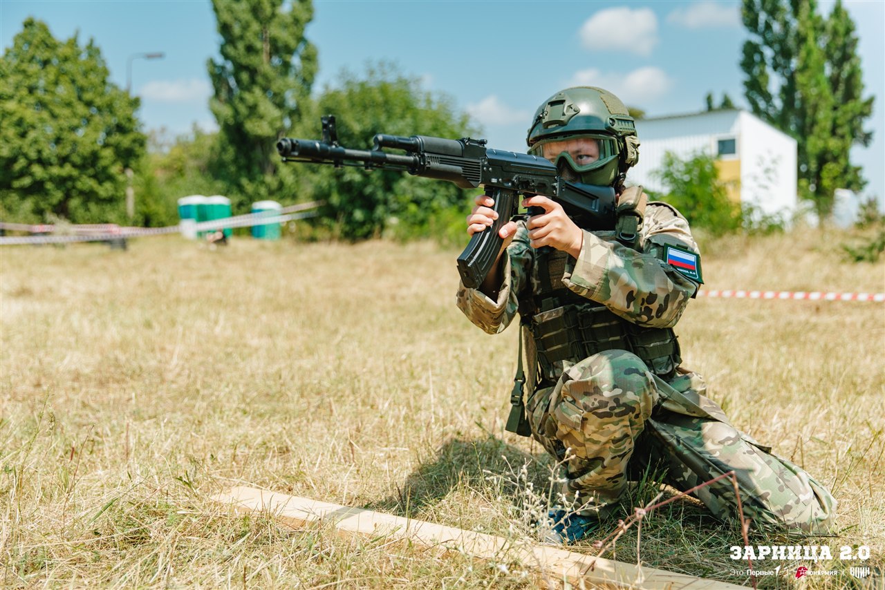 Лагерь «Авангард», лазертаг: Портрет бойца в шлеме LASERWAR — №130