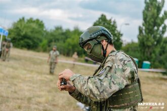 «Зарница 2.0»: Привал у палаток лагеря «Авангард» — №229