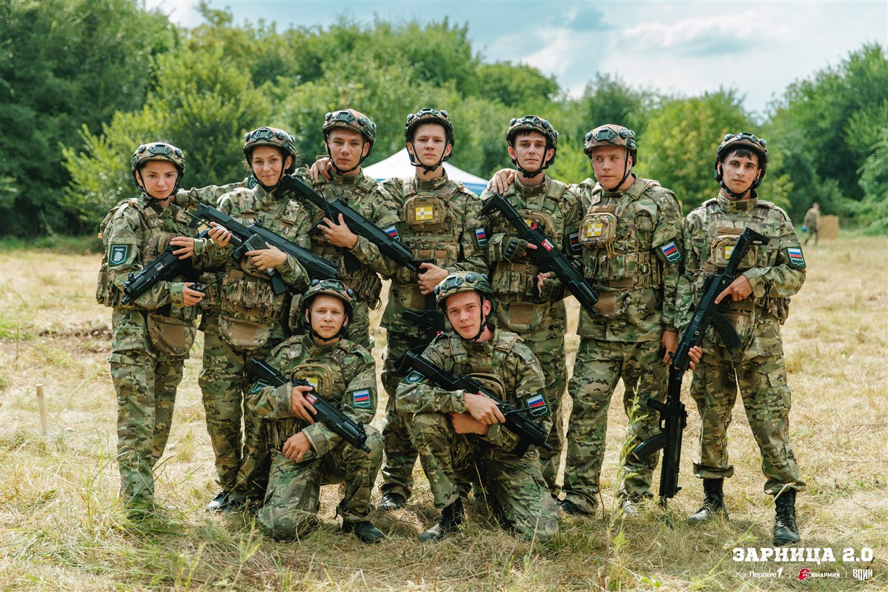 Фото «Зарницы 2.0»: Динамичный манёвр группы LASERWAR — №300